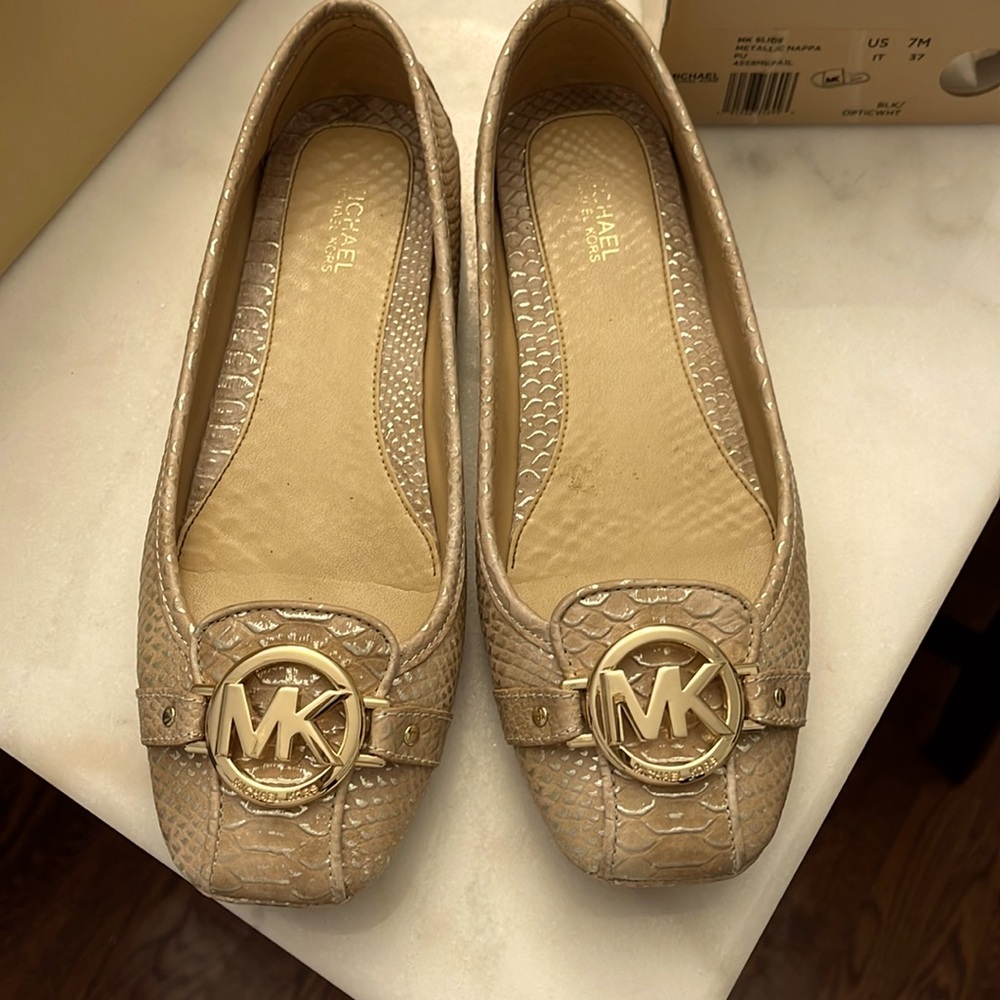 Lightly use Michael Kors